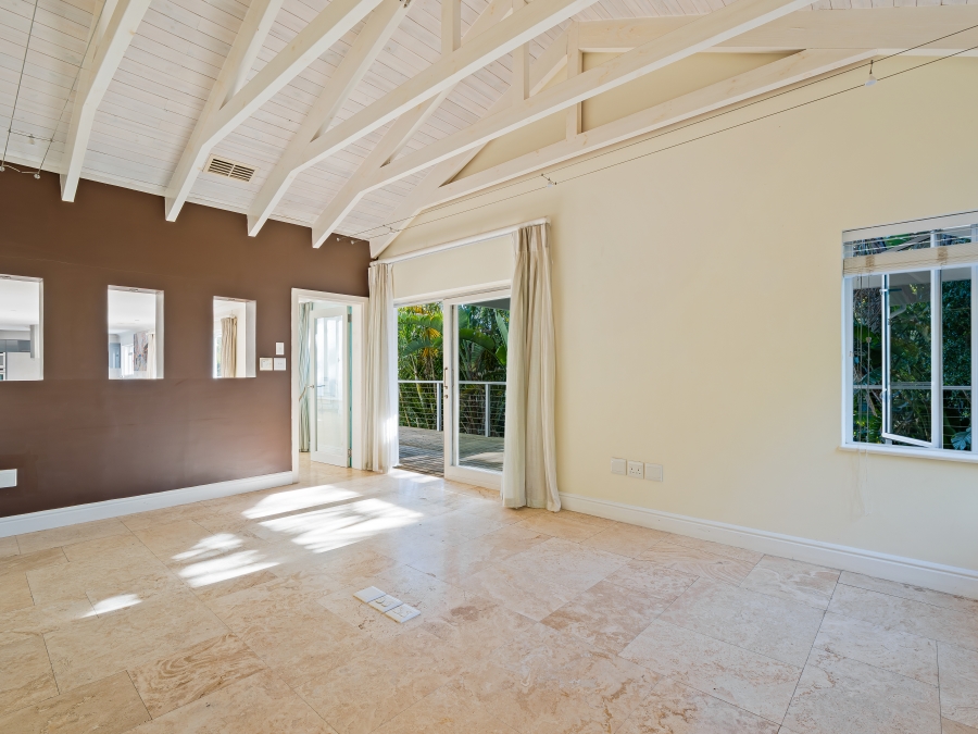 5 Bedroom Property for Sale in Leisure Isle Western Cape